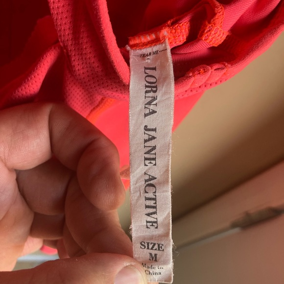 Lorna Jane active, yoga hiking biking gymnastics Pilates working out at the gym. - Picture 8 of 9